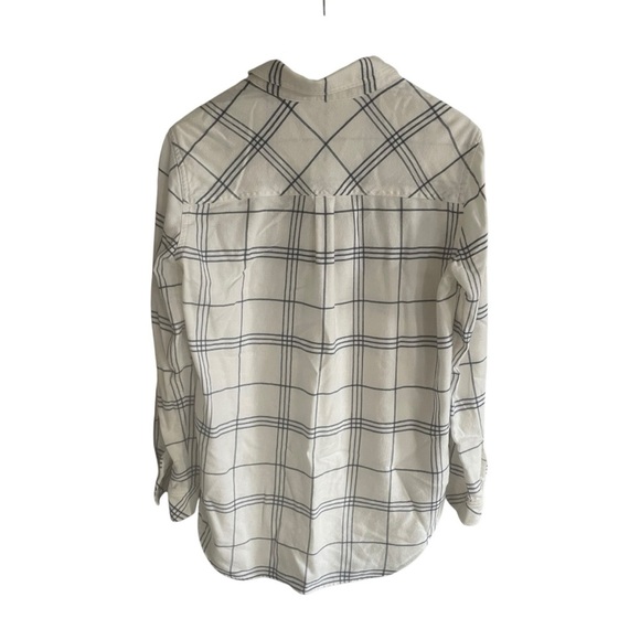 Athleta Womens Soft Button Up White Blue Plaid Shirt Size Medium - Picture 2 of 9